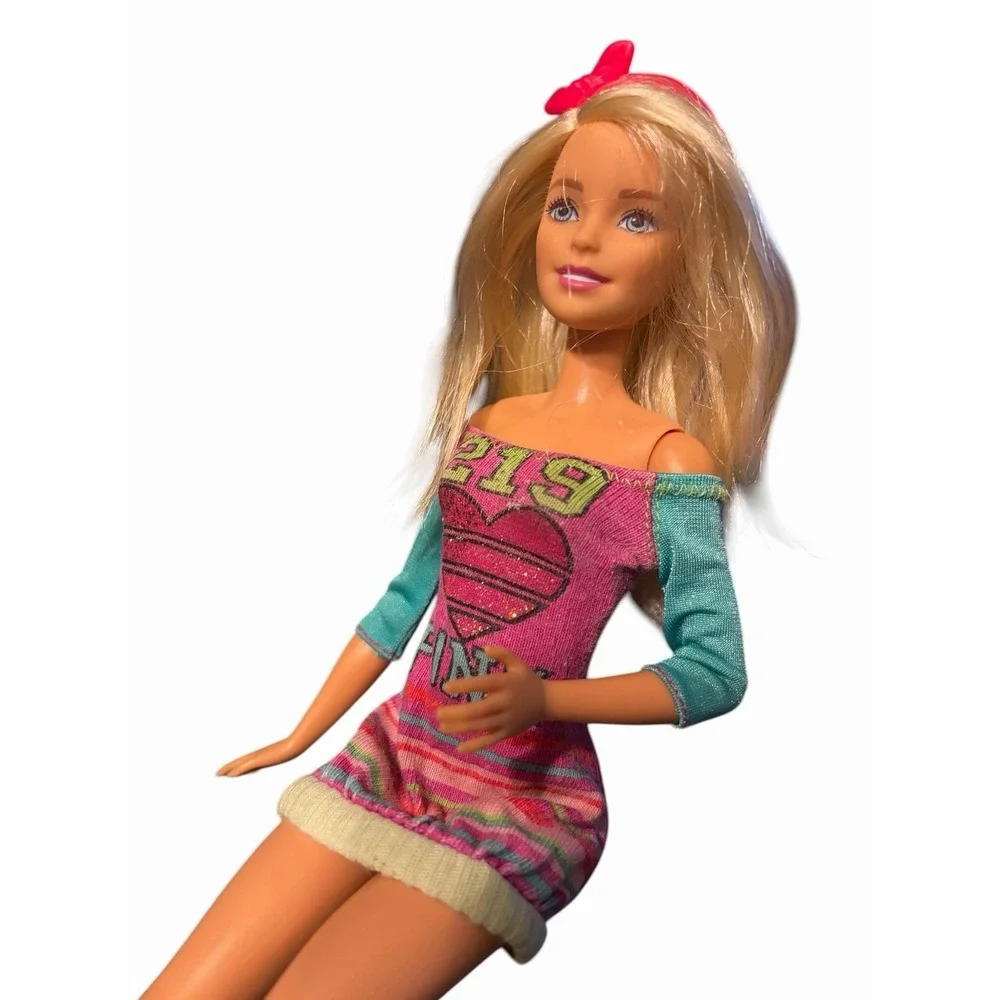 Barbie Doll Blonde Hair  With‎ Bow  Shoes And Outfit Pink! Teen Girl